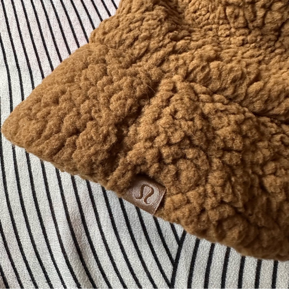 Lululemon fleece bucket hat - brown - size S/M - Picture 3 of 8